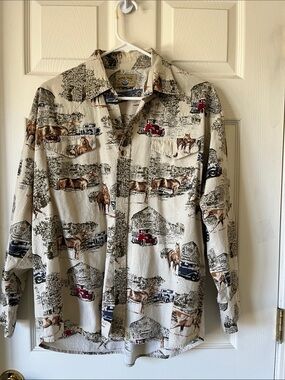 Country Scene Button-Front Blouse in Beige with Brown & Red Accents